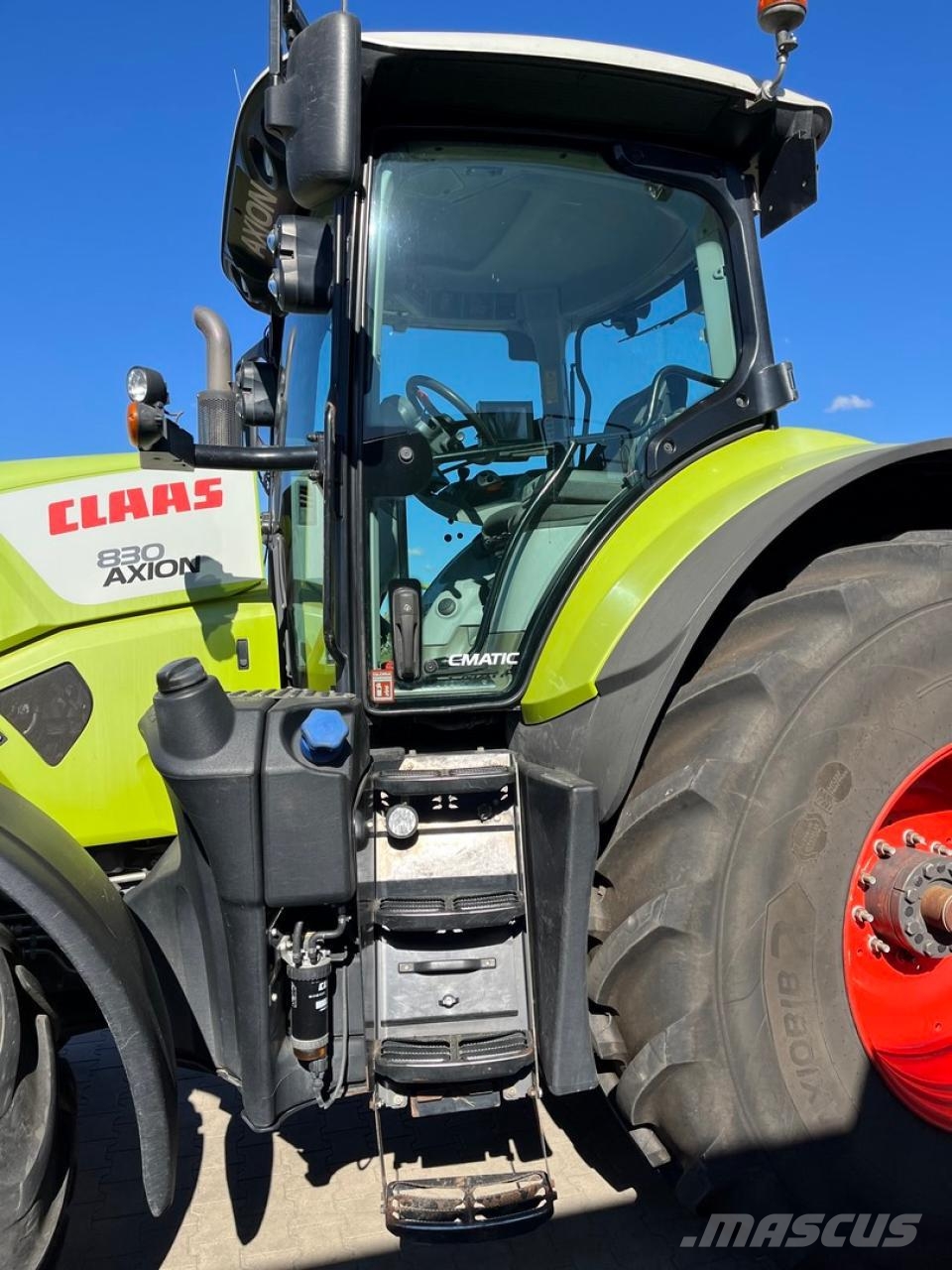 CLAAS Axion 830 CMatic 트랙터