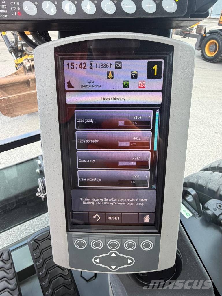 CAT M 318 F Bagri na kolesih