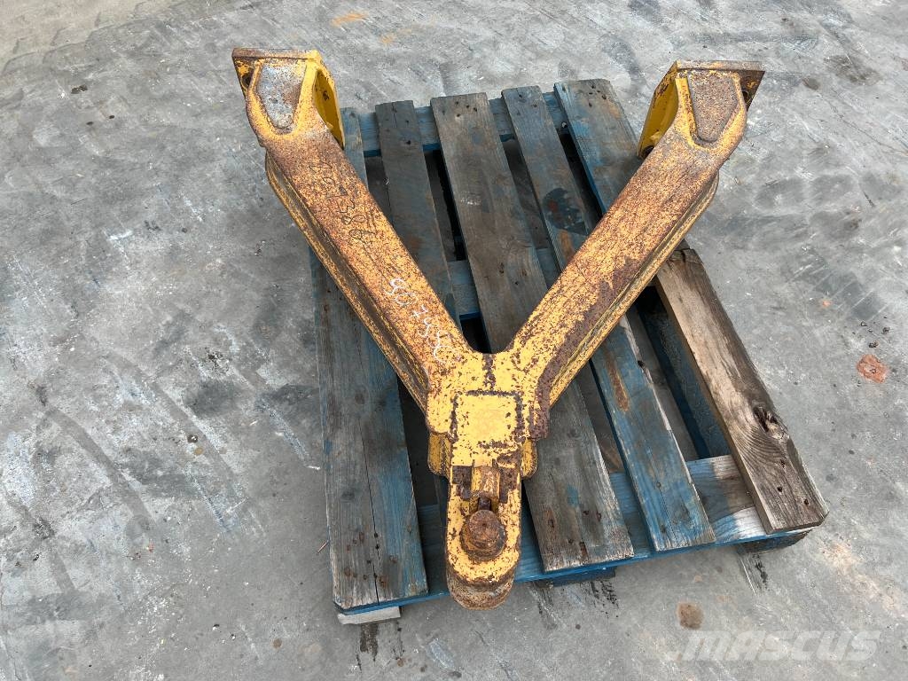 CAT D6H / D6R / D6T Zugtraverse / Trekhaak Overige componenten