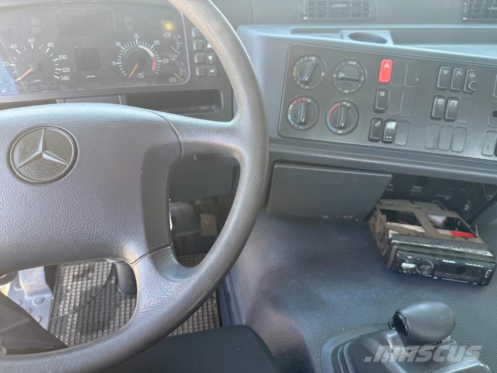 Mercedes-Benz Actros 2048 4x4 Retarder Kipphydraulik 中古トラクターヘッド | トレーラーヘッド