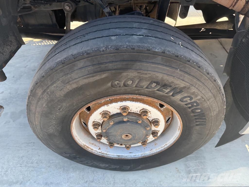 Mercedes-Benz Actros 2048 4x4 Retarder Kipphydraulik 中古トラクターヘッド | トレーラーヘッド