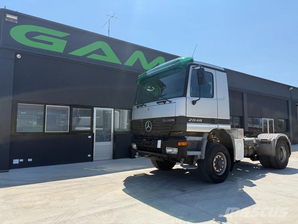 Mercedes-Benz Actros 2048 4x4 Retarder Kipphydraulik 中古トラクターヘッド | トレーラーヘッド