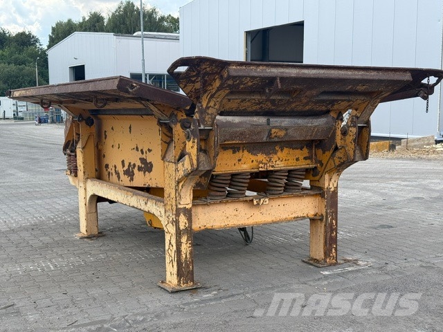 Parker RT 16 EXTEC kosz zasypowy wibracyjny 6220kg Mobilie drupinātāji