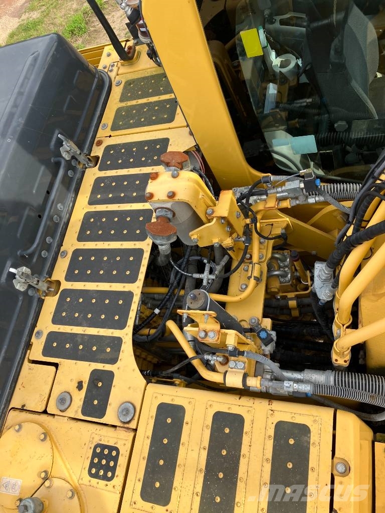 Komatsu PC 240 LC-11 Εκσκαφείς με ερπύστριες