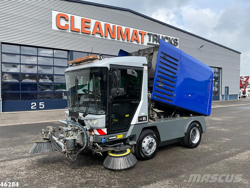 Ravo 560 with 3-rd brush Sopmaskiner