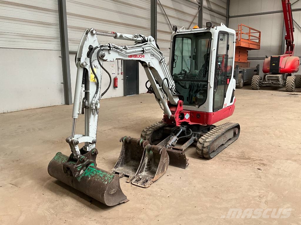 Takeuchi TB 225 Mini excavators < 7t (Mini diggers)