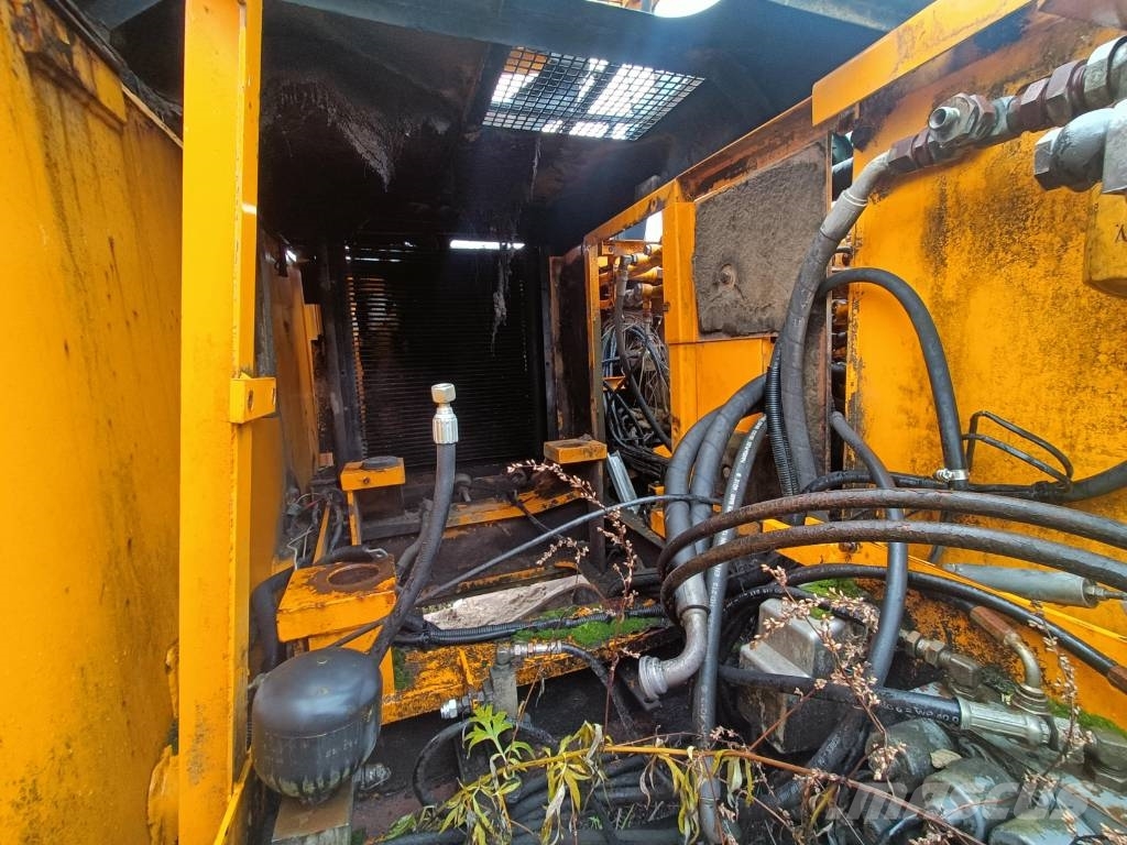 JCB JS 180 L Crawler excavators