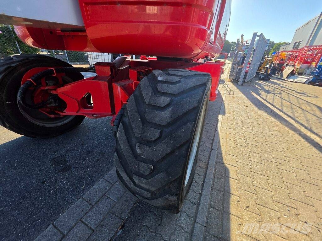 Genie ZX 135/70 رافعات سلة مفصلية