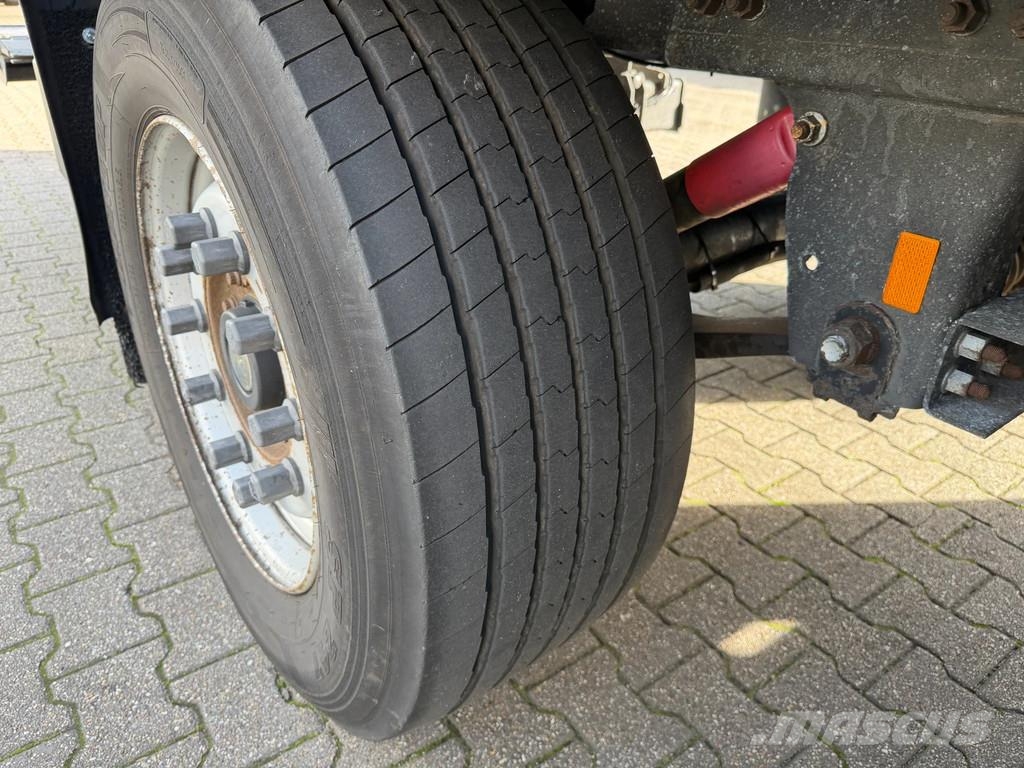 Schmitz Cargobull N/A Thermo King SLXe Spectrum / Laadklep / Stuur-a Poluprikolice hladnjače