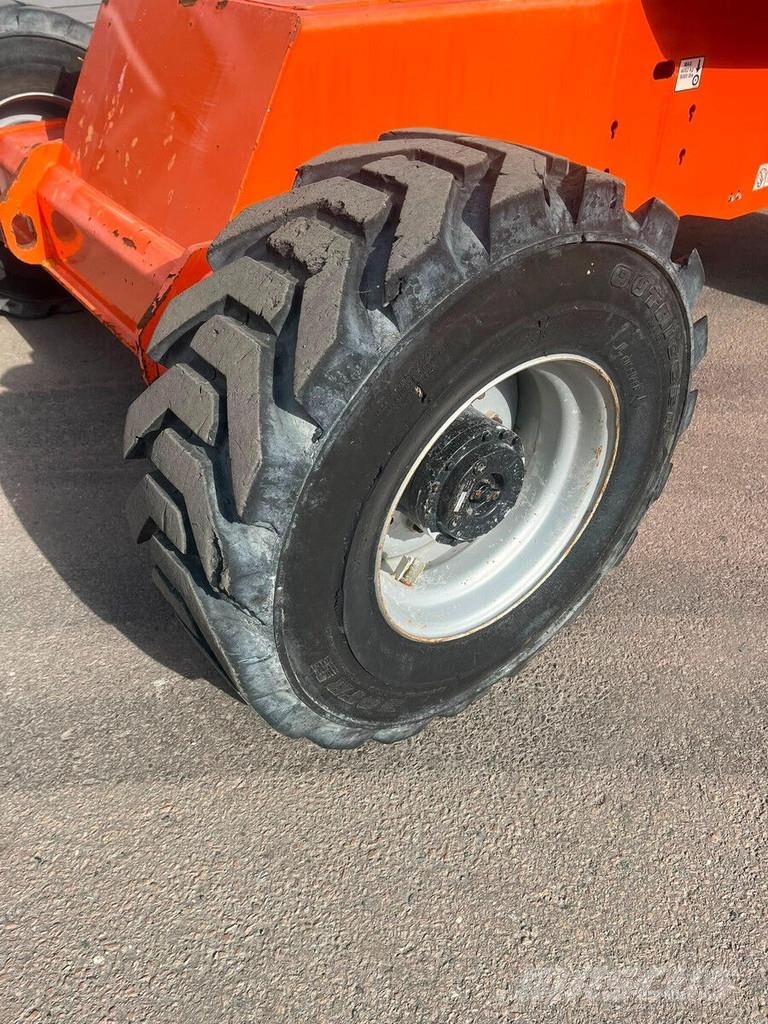 JLG 460SJ Plataformas con brazo de elevación telescópico