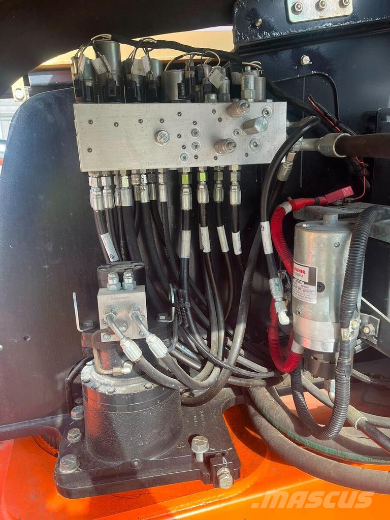 JLG 460SJ Telescoophoogwerkers