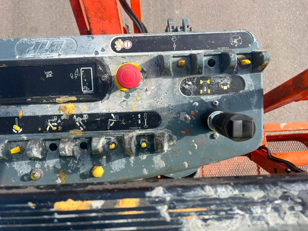 JLG 460SJ Telescoophoogwerkers
