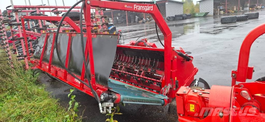 Fransgård SV-250-09SE Obraceče a shrabovače sena