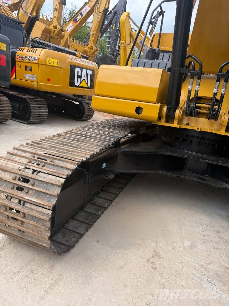 CAT 320 3000 units excavators in stock Bageri gusjeničari
