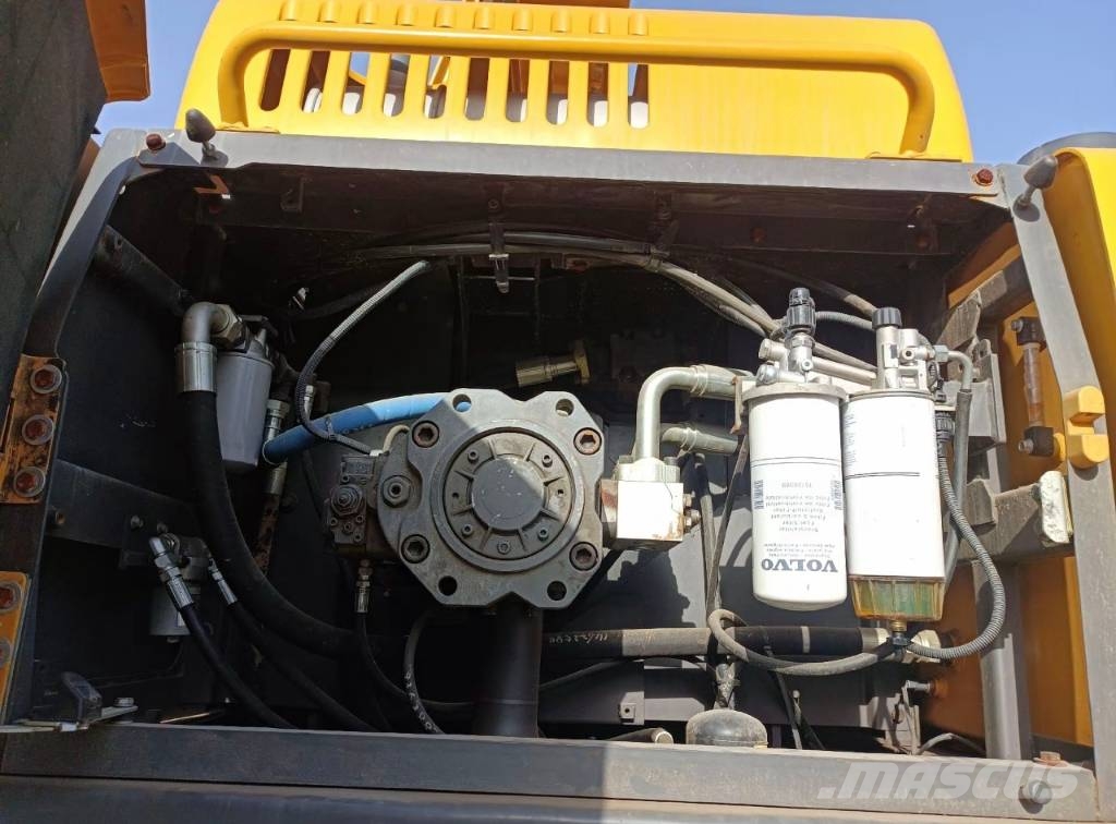 Volvo EC 480 D L Roomikekskavaatorid
