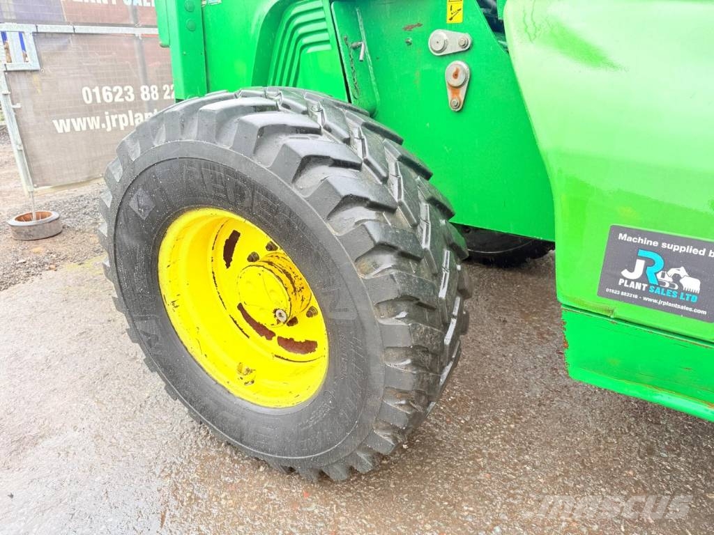 John Deere 3400 Телескопічні навантажувачі