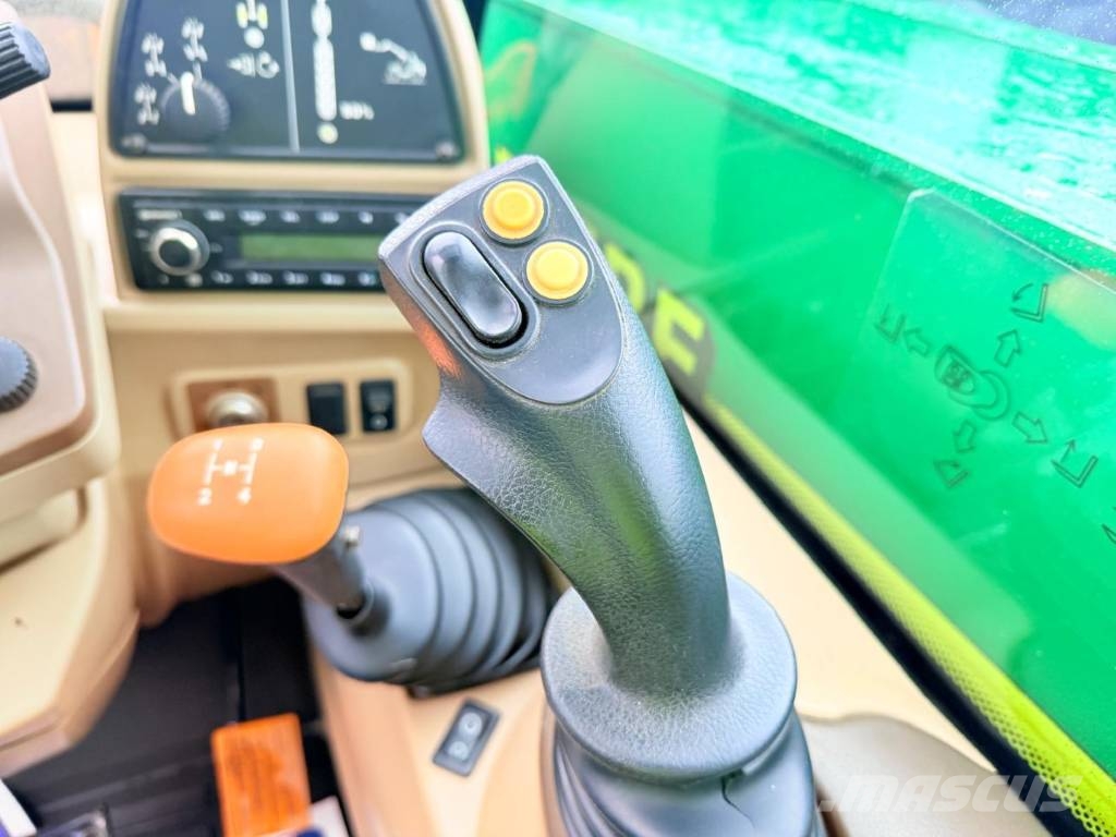 John Deere 3400 Телескопічні навантажувачі
