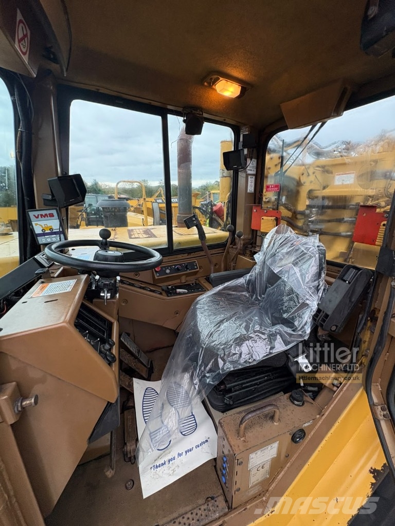 CAT 637 E 스크레이퍼