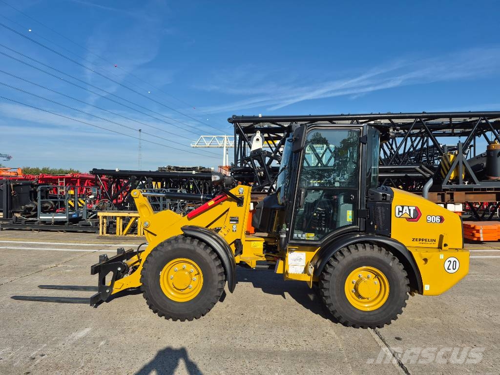 CAT 906 Radlader