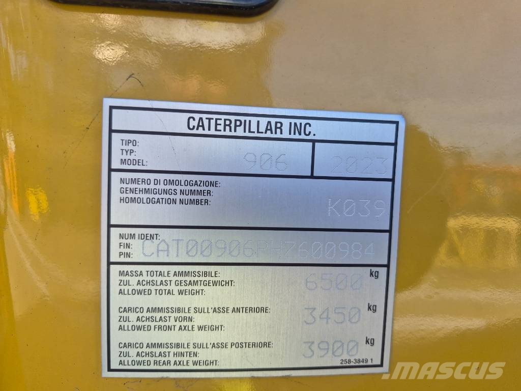 CAT 906 Radlader