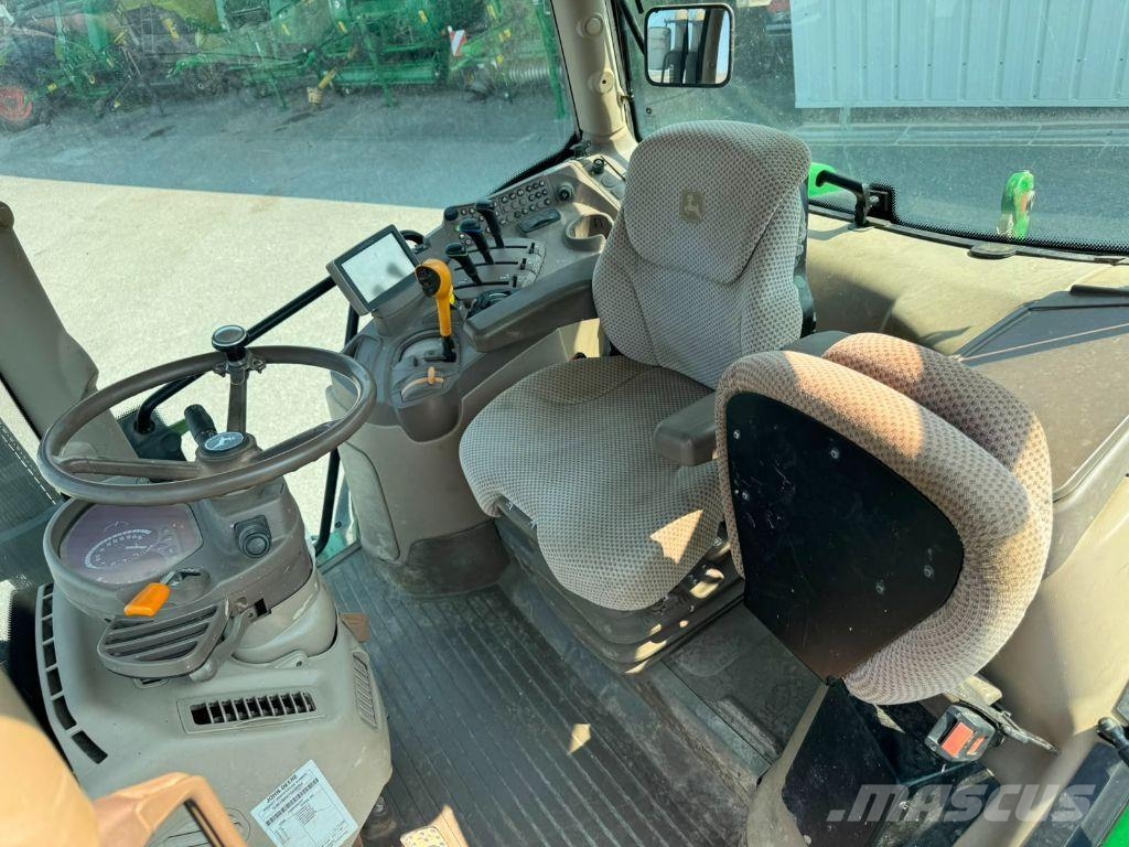 John Deere 6130R Traktorji
