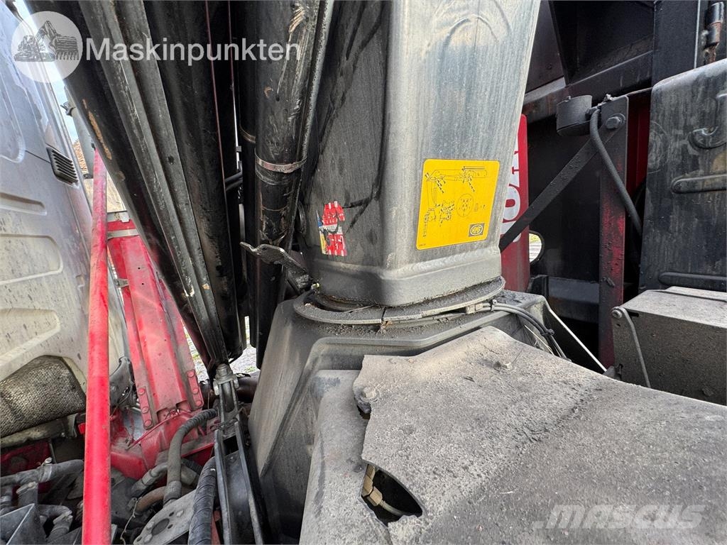 Scania G360LB6X2*4HNB 크레인 트럭