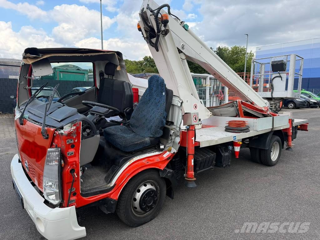 Nissan Cabstar Multitel 160 Alu,Unfall 车载式高空作业车