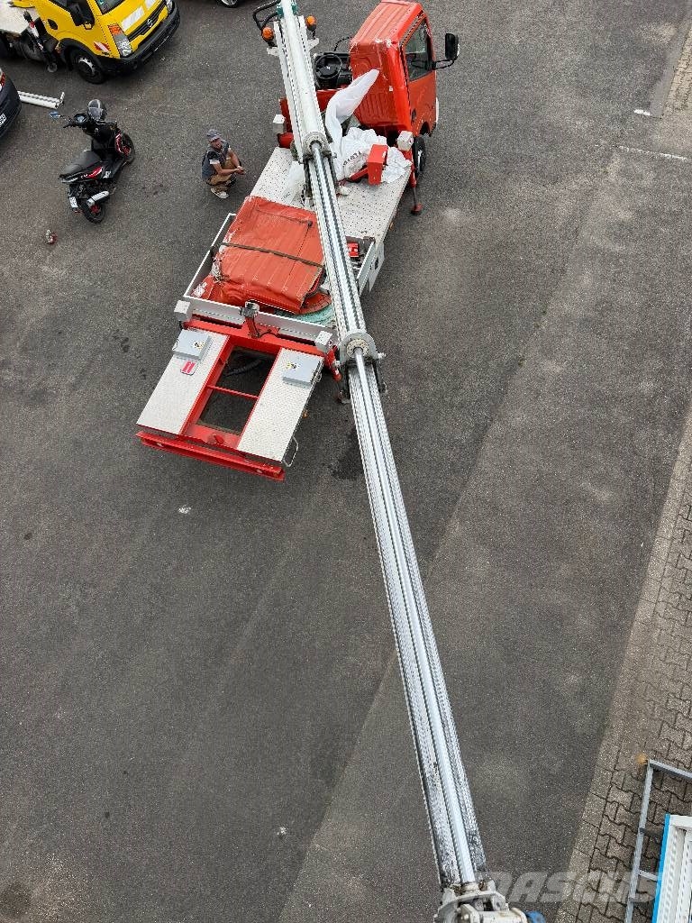Nissan Cabstar Multitel 160 Alu,Unfall 车载式高空作业车