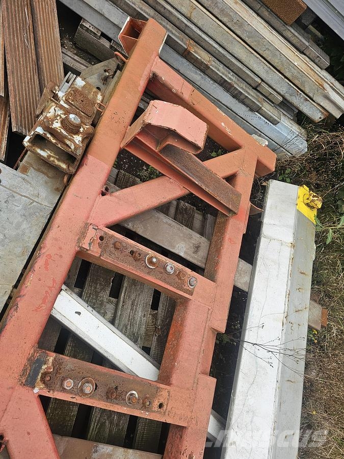 LAG O 3-39/ 40 foot tipper chassis/ steel/ saf drum./ Containerchassis