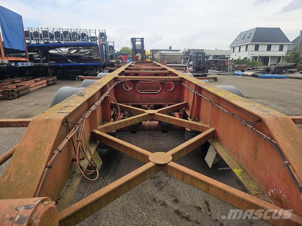 LAG O 3-39/ 40 foot tipper chassis/ steel/ saf drum./ Containerchassis