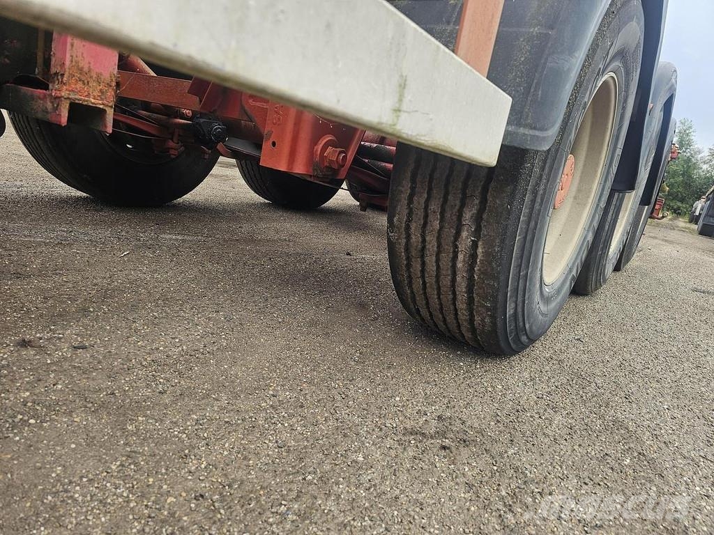 LAG O 3-39/ 40 foot tipper chassis/ steel/ saf drum./ Containerchassis