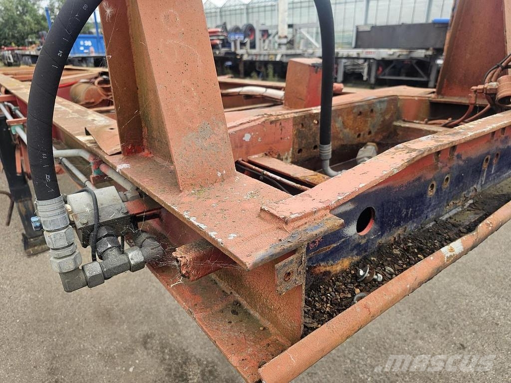 LAG O 3-39/ 40 foot tipper chassis/ steel/ saf drum./ Containerchassis
