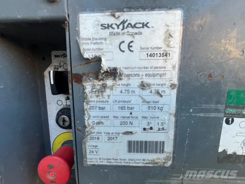 SkyJack SJ16 SJ16 Nacelles télescopiques