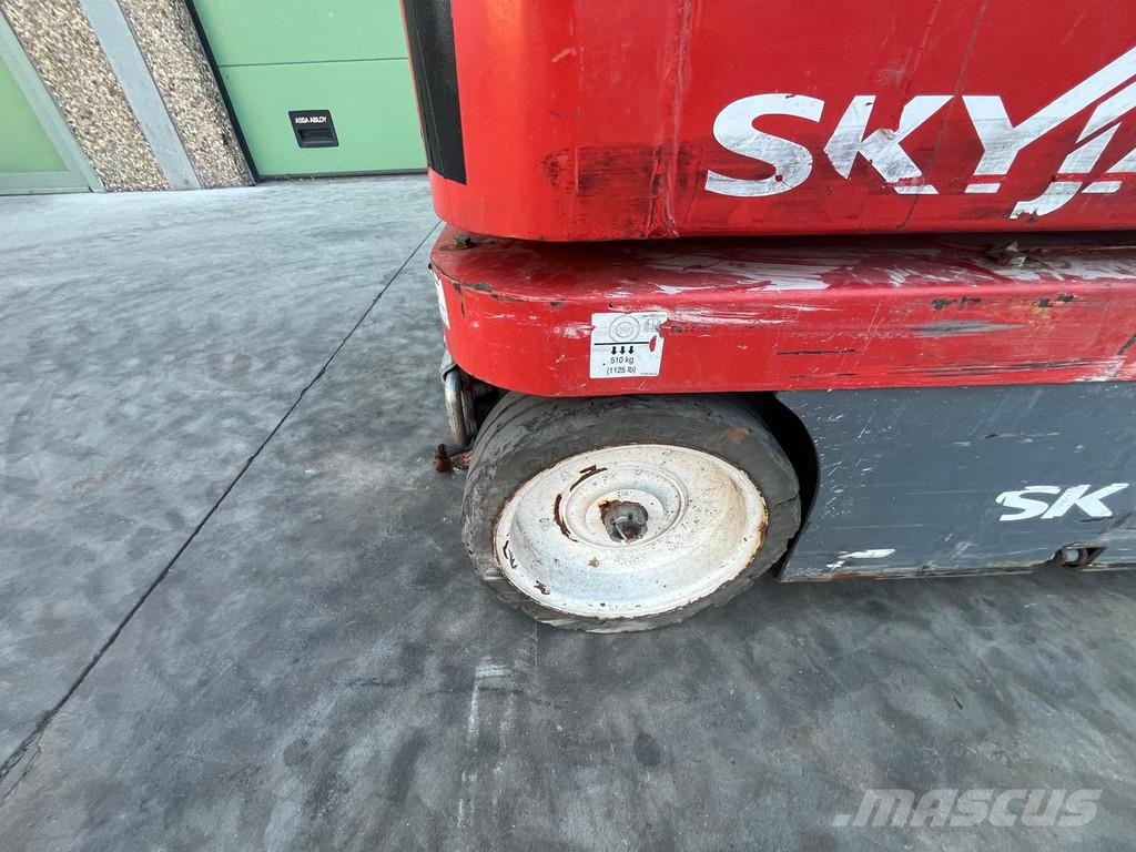 SkyJack SJ16 SJ16 Nacelles télescopiques