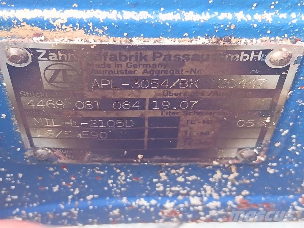 Ahlmann AZ9-ZF APL-3054/BK-4468061064-Axle/Achse/As LKW-Achsen