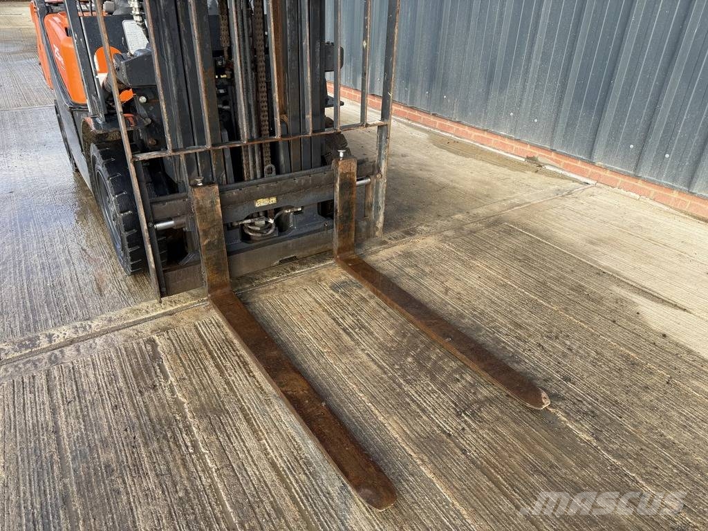 Doosan D 25 GP 2.5t Diesel Forklift Dīzeļa autoiekrāvēji