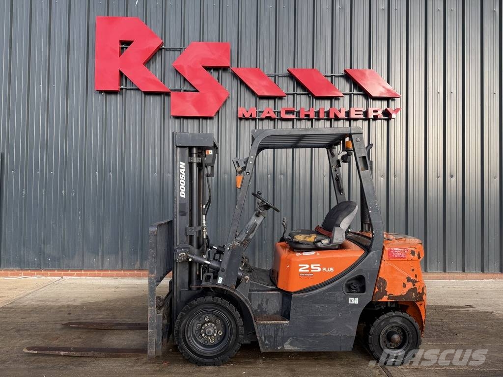 Doosan D 25 GP 2.5t Diesel Forklift Dīzeļa autoiekrāvēji