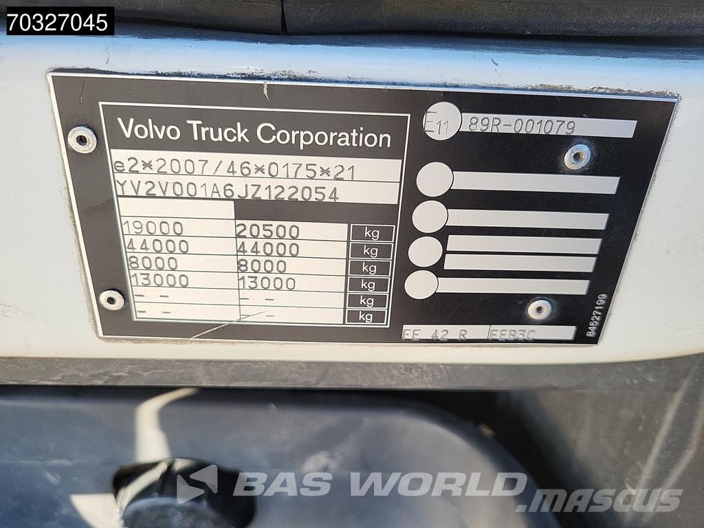 Volvo FE 320 FE 4X2 19t chassis 550cm Radstand Full Air شاحنات قابلة للفك