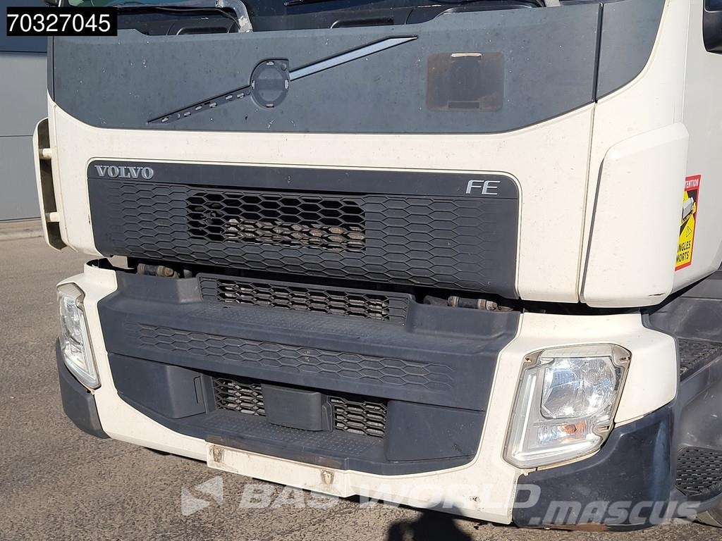 Volvo FE 320 FE 4X2 19t chassis 550cm Radstand Full Air شاحنات قابلة للفك