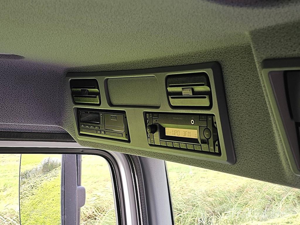 Mercedes-Benz ATEGO 1230 AIRCO WB 536 LIFT Furgons