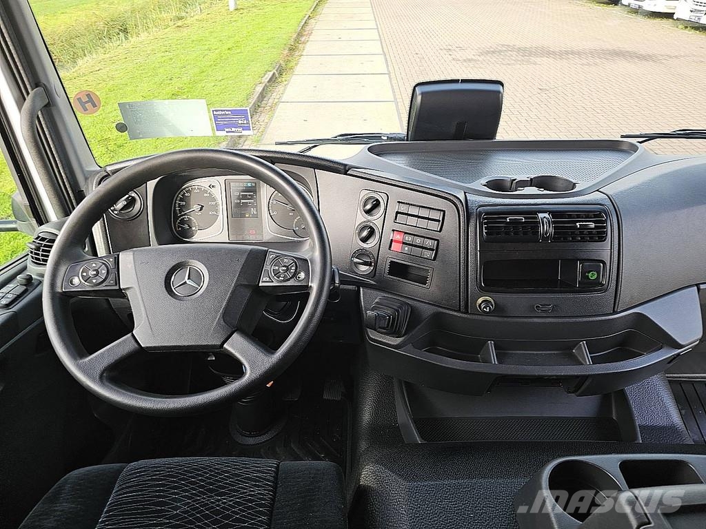 Mercedes-Benz ATEGO 1230 AIRCO WB 536 LIFT Furgons
