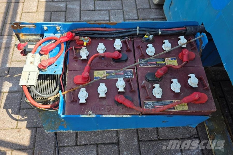 Genie GS2632 Electric, 10m Working Height, 227kg Capacit Schaarhoogwerkers