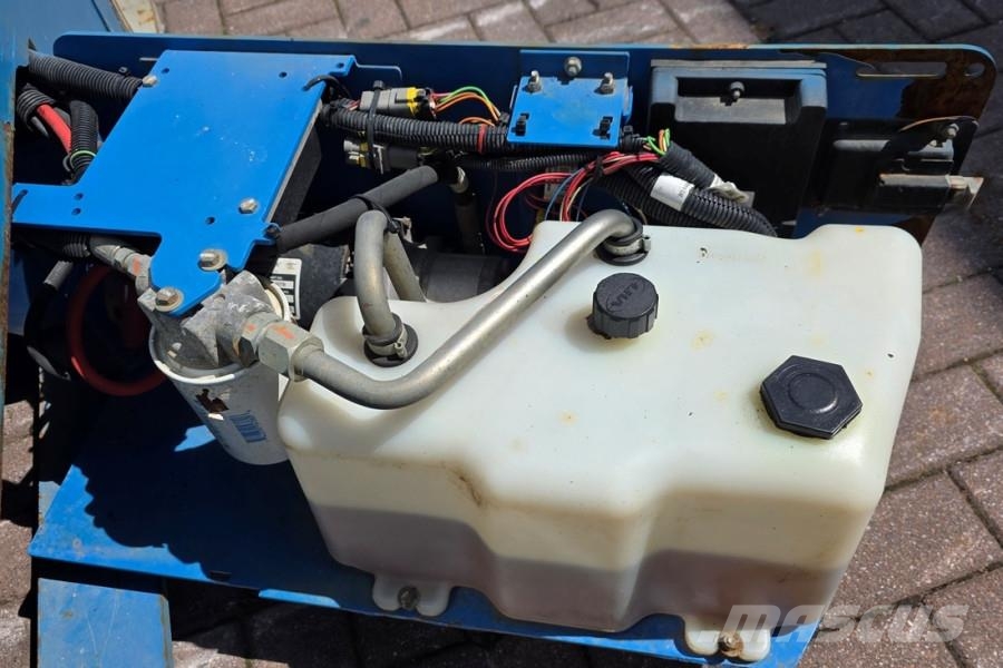 Genie GS2632 Electric, 10m Working Height, 227kg Capacit Schaarhoogwerkers