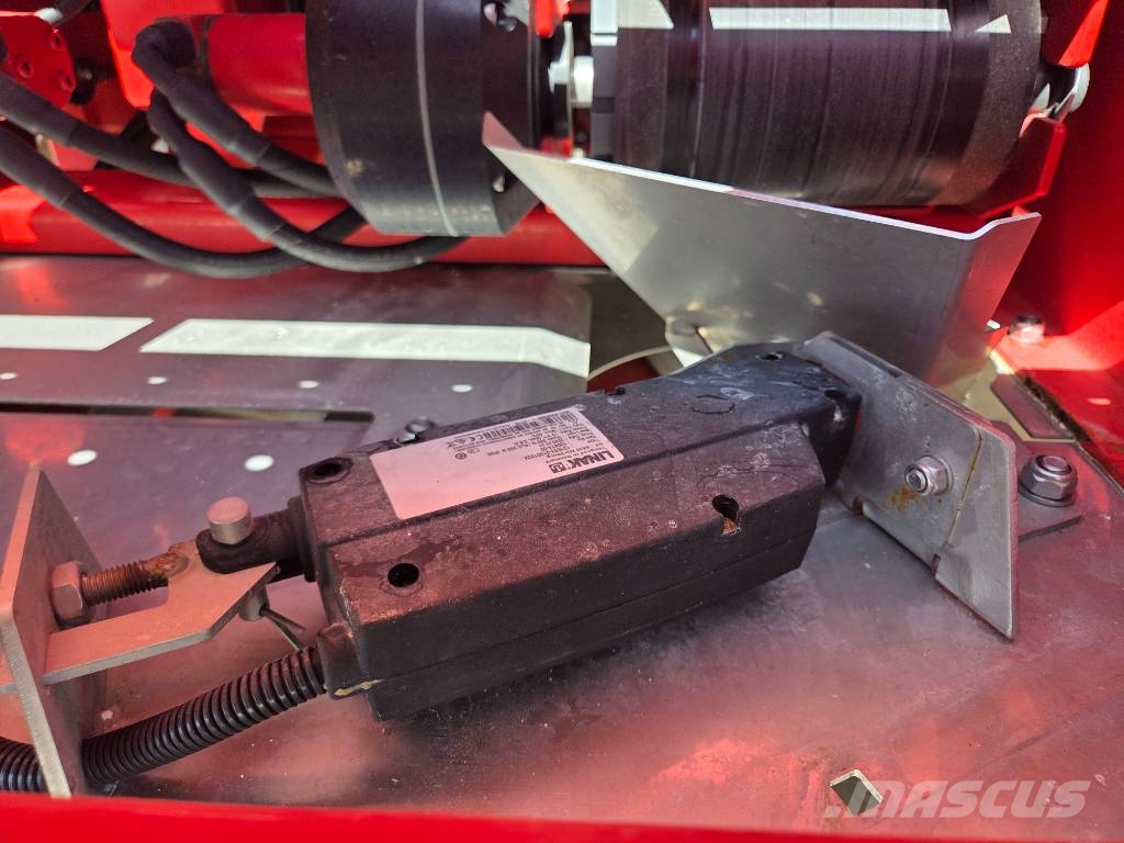 Bredal F4 Isobus معدات توزيع السماد العضوي