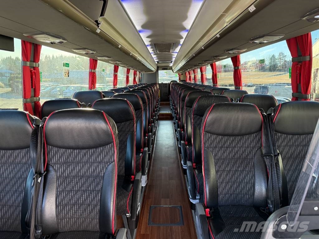 Scania Touring HD المركبة