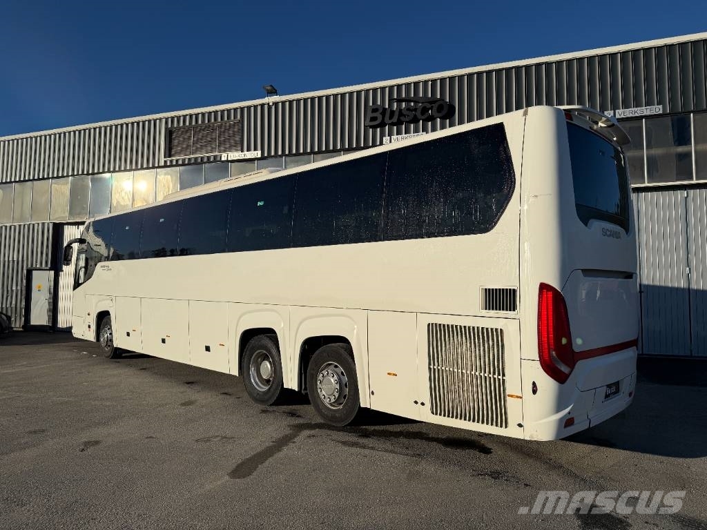 Scania Touring HD المركبة
