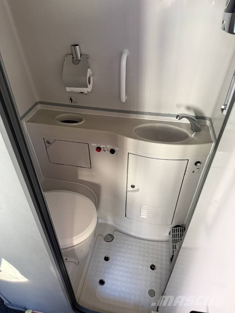 Scania Touring HD المركبة