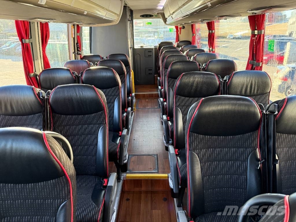 Scania Touring HD المركبة