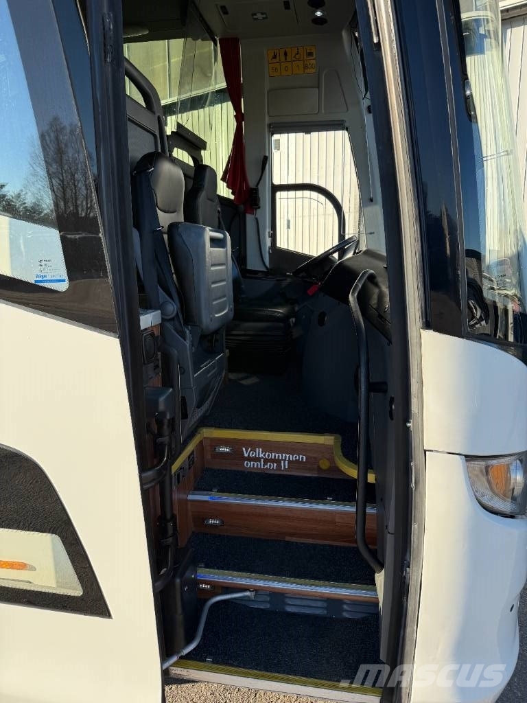 Scania Touring HD المركبة
