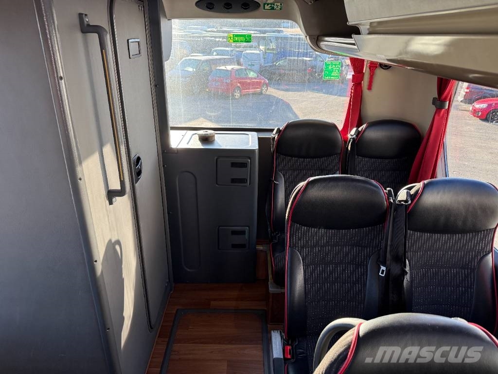 Scania Touring HD المركبة